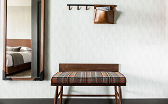 guest room seating area